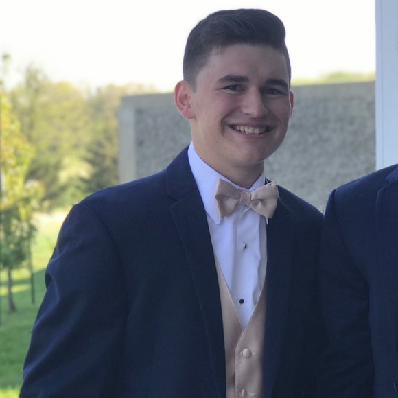 Meet your Posher, Noah - Picture 1 of 1